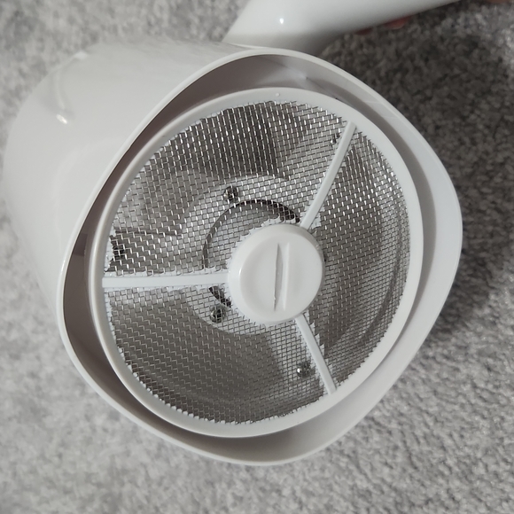Battery operated flur sifter - Picture 4 of 7